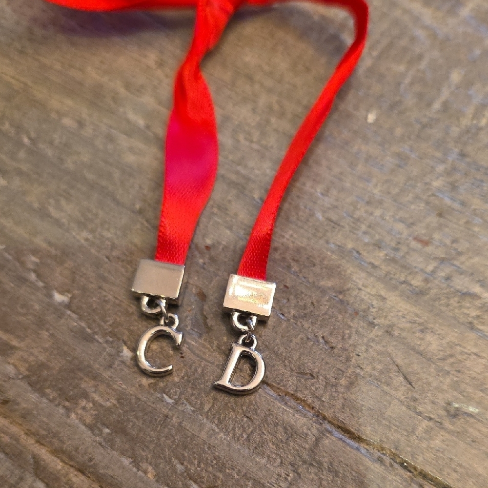 Dior Red Ribbon Accessory - Picture 2 of 5